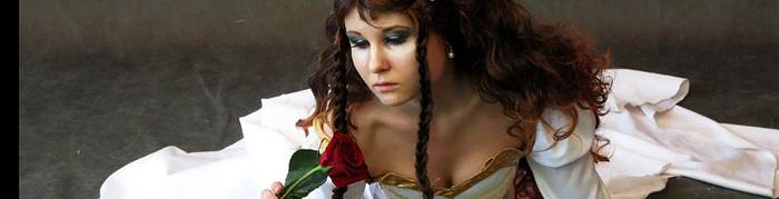 Готикфест > Всех святых выводи!